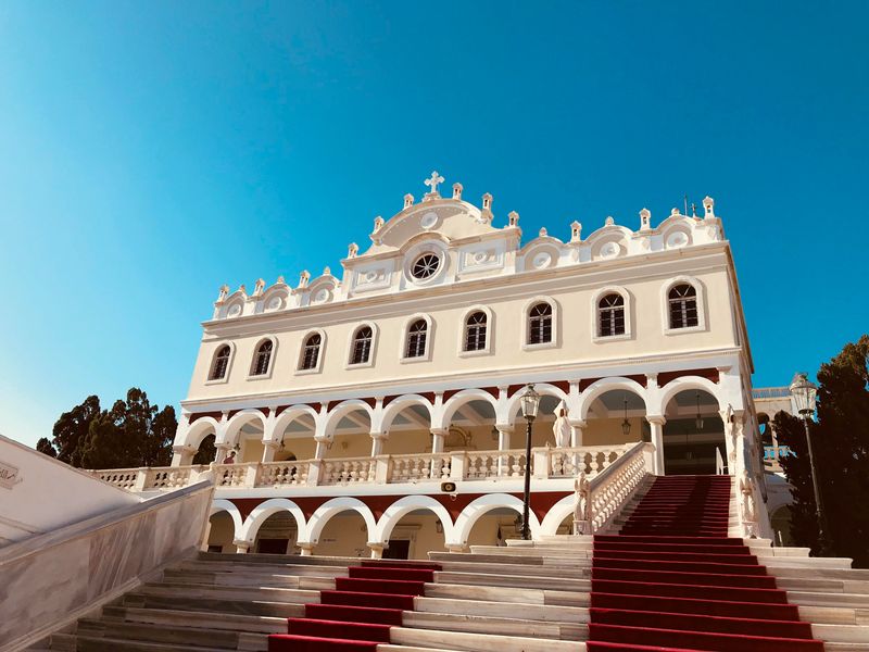 tinos_church